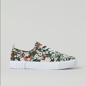 NWT floral sneakers